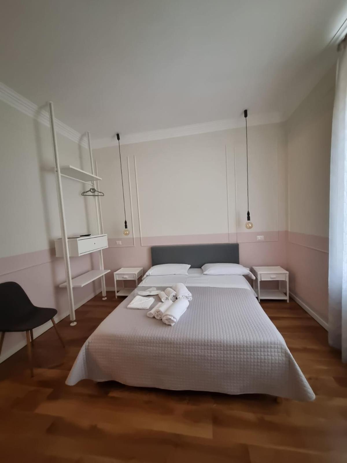 Rdr Tortona Rooms Rome Bagian luar foto